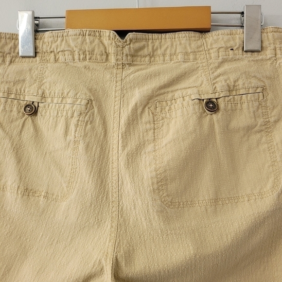 𝅺COTTON Textured Khaki Capris Cropped Trousers Lady Hathaway Drawstring SZ 8 - Picture 7 of 11
